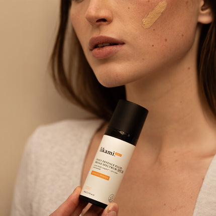 Daily Defence SPF50 Corrige + Illumine 50 ml